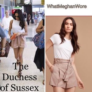 Club Monaco Anree Short in Peach Bluff